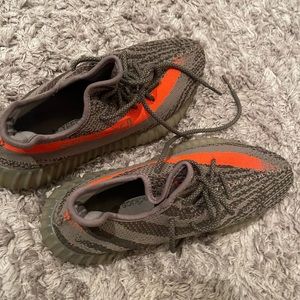 Authentic beluga Yeezy 9.5